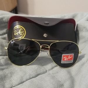 Ray-Ban Aviator Sunglasses (New)